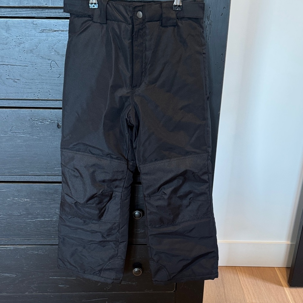 NWOT Kids Black Snow Pants